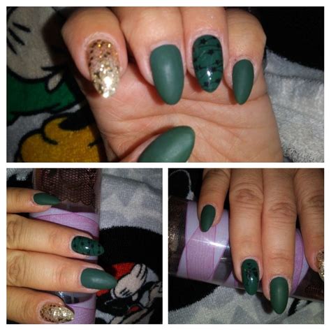 Green acrylic nails almond shape | Green acrylic nails, Almond acrylic nails, Acrylic nails