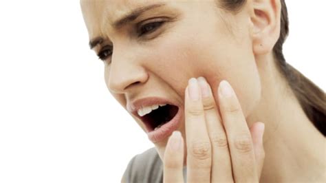 Cómo Prevenir Y Tratar La Alveolitis Después De Una Extracción Dental