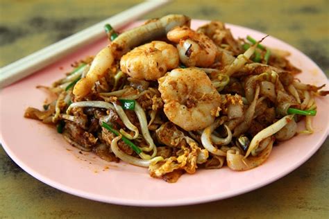 One of the malaysian noodle dishes that one should not miss trying if visiting malaysia (especially penang) or singapore, or dining at a malaysian. 9 Food Places You Must Try in Butterworth Penang - WORLD ...