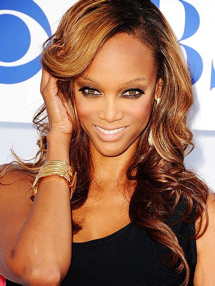 Well yo momma got her a rihanna. Creative Energy: Is it possible to look like Kate and Cara ...