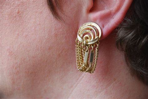 Vintage Kramer Clip On Earrings Dangle Chain Textured Gold Tone