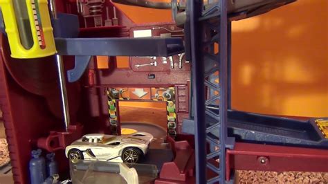 Hot Wheels Tune Up Shop Playset Demonstration Youtube