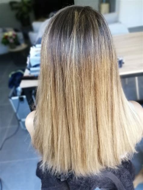 Mèches voile | Coiffure, Mèches, Blond