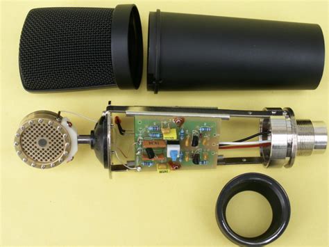 New Studio Microphonecase Xlr Phantom Powered High Spec Fet Condenser