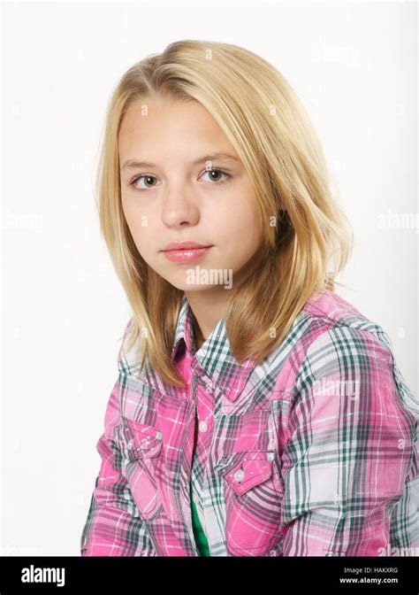 S E Junge Blonde Teen Girl Im Studio Stockfotografie Alamy