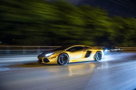 Gold Lamborghini Aventador Drifting Video