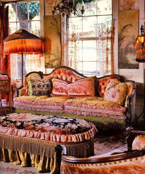 Beautiful 25 Bohemian Decorating Style Ideas For Your