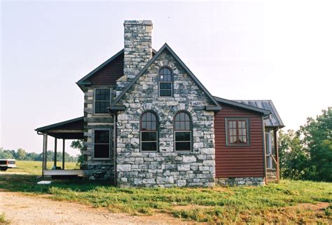 A Log And Stone Cabin Handmade Houses With Noah Bradley