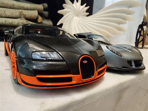 Bugatti Veyron Ss Vs Hennessey Venom Gt Diecastxchange Forum