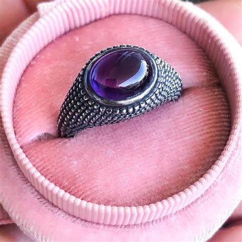 Nubia Oval Amethyst Cabochon Sterling Silver Ring Size 7us Manarieu
