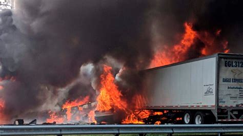 Fiery crash, I-75, children killed, church van, Gainesville, 7 killed, several injured, 2 ...