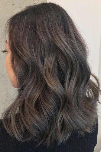 Light ash brown hair colors are suitable for cool skin tones or complexion. 34 Sassy Looks With Ash Brown Hair - Hairs.London