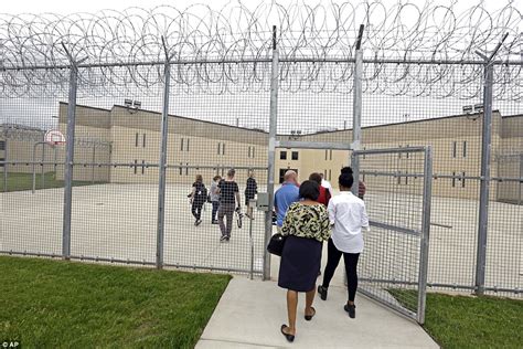 Inside SCI Phoenix The Brand New Prison Where Cosby Is Expected To