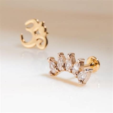 White Sapphire 5 Pears Crescent Stud 14k Gold Cartilage Earring Gold