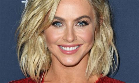 Julianne Hough Showcases Incredibly Toned Body In Skintight Workout