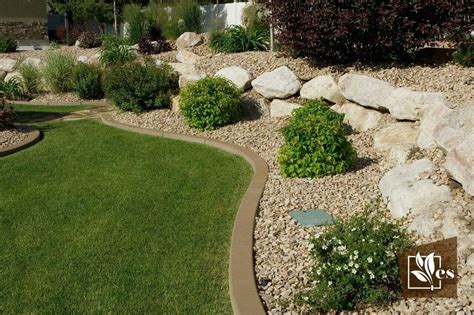 16 Front Yard Desert Landscaping Ideas On A Budget That Will Impress Anyone