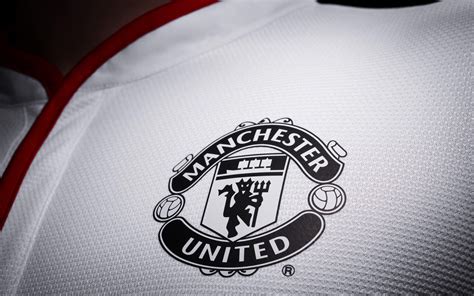 Manchester United Logo Wallpapers Hd Wallpaper Cave