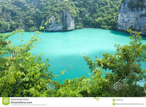 D#m7 g#m ora lo sai, acqua salata. Lago dell'acqua salata fotografia stock. Immagine di ...