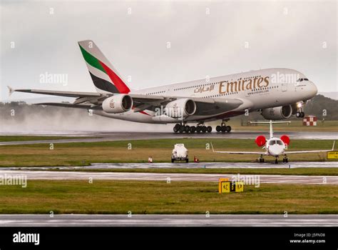 Emirates Airbus A380 800 Banque De Photographies Et Dimages à Haute
