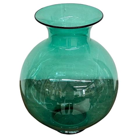 Very Large Dimpled Emerald Glass Vessel By Winslow Anderson For Blenko