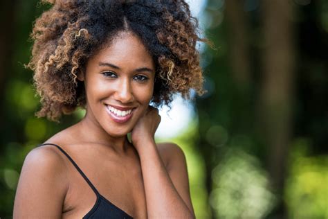 7 Blonde Afro Ideas For The Bleach Happy Curlfriend