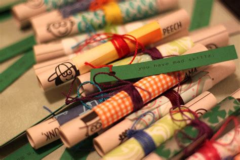 30+ no candy valentines for kids that are easy and fun! 10 Best Homemade Kids Valentines Cards | Old Fashioned ...