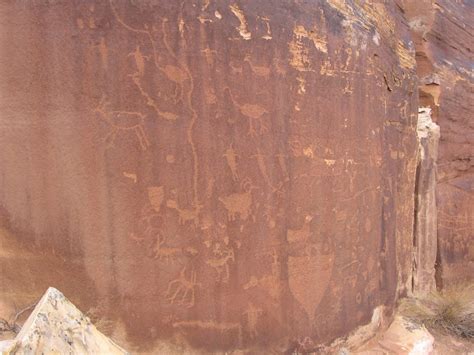Four Corners Hikes Canyonlands Shay Canyon Petroglyph Trail
