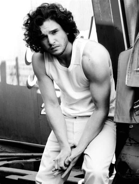 Named Christopher Catesby Harington Kit Was Born In London In 1986