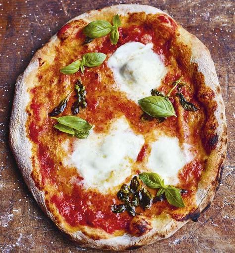 Jamie Oliver S Neapolitan Pizza Base And Toppings Best Pizza Dough
