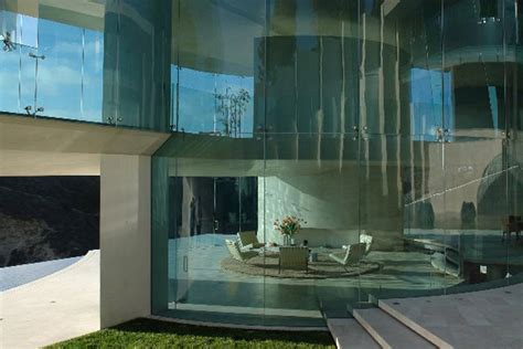 Glass Walls Gorgoues Home Interior Design Ideas