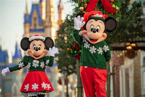 Disney World Announces Christmas Season Details No Very Merry