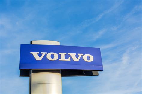 An electric billboard costs $10. How Much Do Pylon Signs Cost? | Signage | Tupp Signs