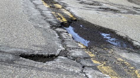 Report Lists Worst Roads In The Us Abc News