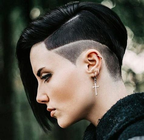 5 Modern Short Emo Hairstyles And Haircuts You Have To See In 2019