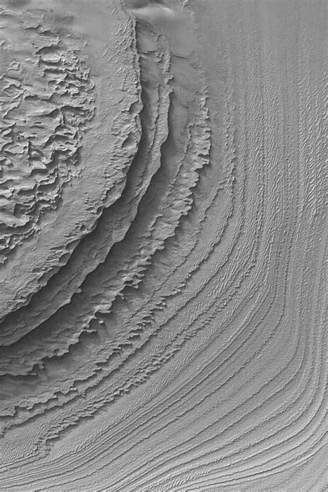 Mars Picture Of The Day Layers In Galle Crater Spaceref