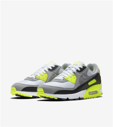 Air Max 90 Voltparticle Grey Release Date Nike Snkrs Id