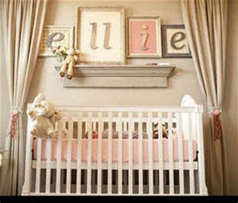 Baby crib mobiles can be either simple or complex and there are many different options and. Bed Crowns and Canopies for the Baby's Crib