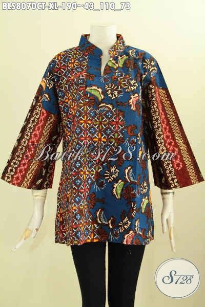 Nah, model baju batik terbaru ini cocok dipakai saat datang ke undangan pesta. Model Baju Batik Elegan Dan Mewah, Blus Batik Solo Istimewa Proses Cap Tulis Desain Krah ...