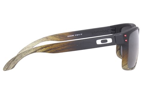 oakley holbrook 0oo9102 p8 sunglasses men s pine tar prizm black mirror 55mm