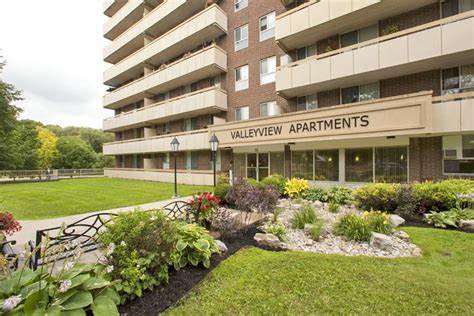 Valleyview Apartments 26 Lorne Avenue Newmarket On Rentcafe