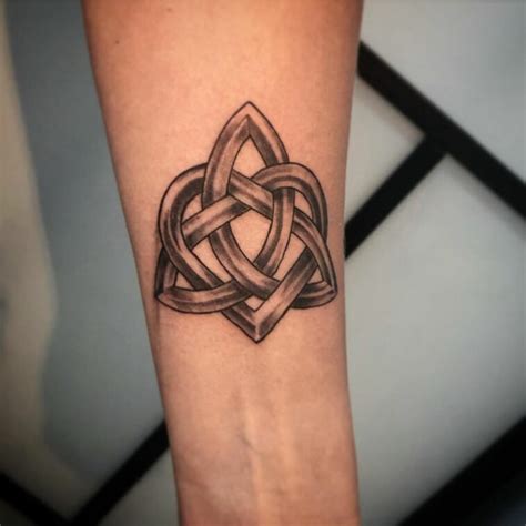 Beautiful And Meaningful Tribal Tattoo Ideas For Women A Hot Trend