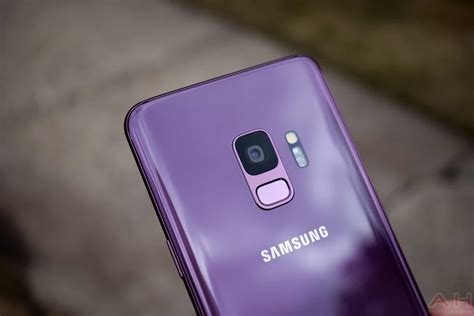 For the first time in malaysia, samsung is during the galaxy s9 roadshow, you can get a free wireless charging stand worth rm279 and 30% off on a samsung gear sport. Samsung Galaxy S9 Android 8.0 Firmware Now Up For Download ...