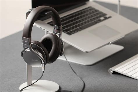 The 18 Best Headphone Stands Man Of Many