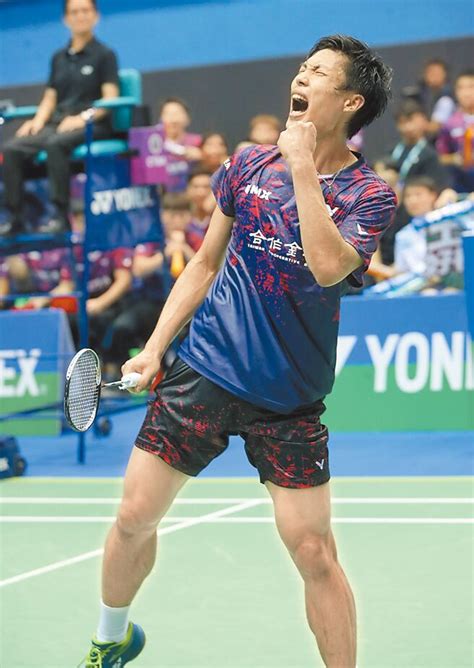 Jun 08, 2021 · 台灣男足前往科威特出戰2022卡達世界盃資格賽進行b組賽事，今迎戰分組龍頭澳洲，台灣雖在下半場靠著高偉傑攻破對手大門，但最終仍以1：5吞敗。 精英獎 周天成雷千瑩呼聲高 - 運動天地 - 中國時報
