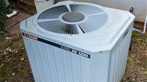 1999 Trane Xe1200 Central Air Conditioner Running Youtube