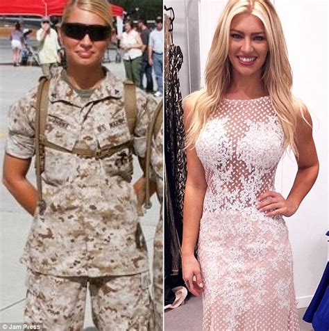 Sexy Female Marines Idistracted