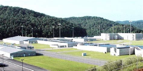 Inmate Dies At Fci Gilmer Officials Say