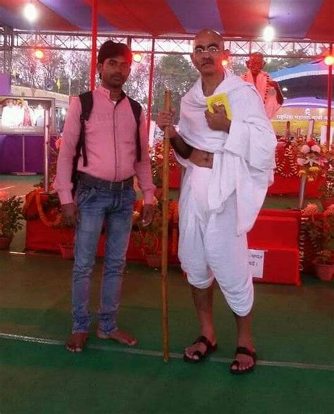 Mumtaz Ahmad Physiotherapist With Gandhi Physiotherapist Gandhi Southern Prep Style Swag