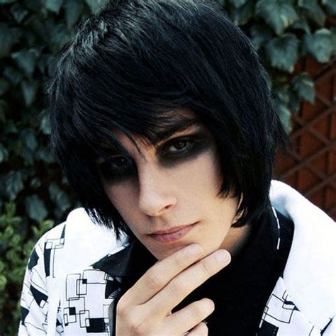 35 Cool Emo Hairstyles For Guys 2022 Guide