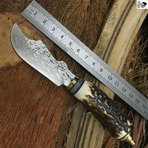 Deerhorn Shank Straight Knife Damascus Steel 59hrc High Hardness Manual